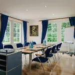 Romantik Hof Zur Linde Hotell Munster (North Rhine-Westphalia)
