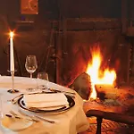 Romantik Hof Zur Linde Hotell 4*