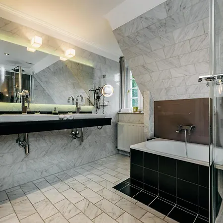 Romantik Hotel Hof Zur Linde Munster (North Rhine-Westphalia)