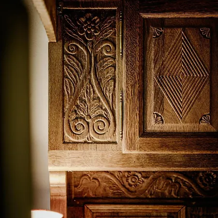 Romantik Hof Zur Linde 4*