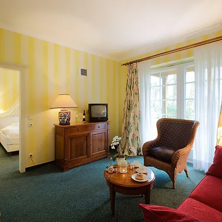 Romantik Hof Zur Linde Hotel