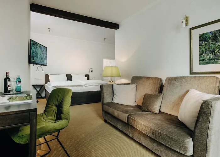 Romantik Hof Zur Linde فندق مونستر